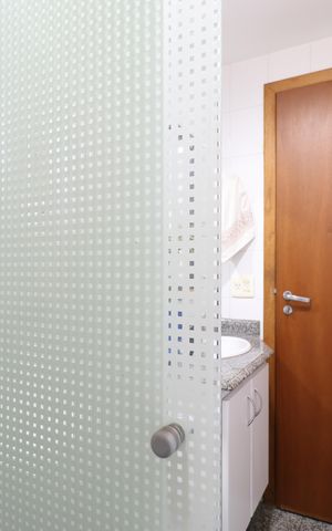 Apartamento à venda com 172m², 3 quartos e 3 vagasBanheiro da Suíte 2