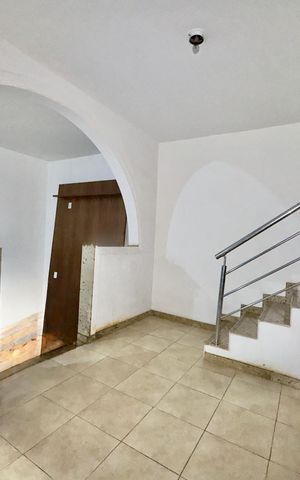 Casa à venda com 445m², 4 quartos e 2 vagas