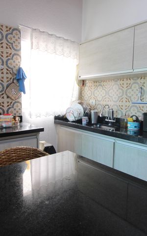Casa de condomínio à venda com 120m², 3 quartos e 2 vagasCozinha Superior