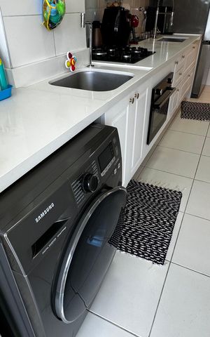 Apartamento à venda com 82m², 2 quartos e 1 vaga Apartamento à venda com 82m², 2 quartos e 1 vagaÁrea de Serviço