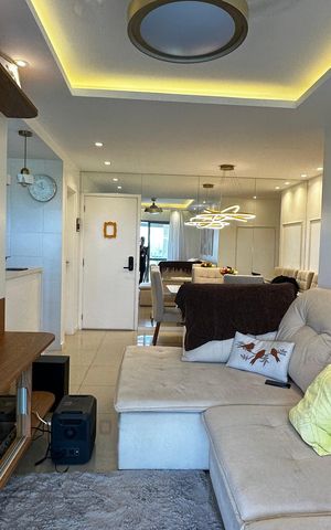 Apartamento à venda com 82m², 2 quartos e 1 vaga Apartamento à venda com 82m², 2 quartos e 1 vagaSala