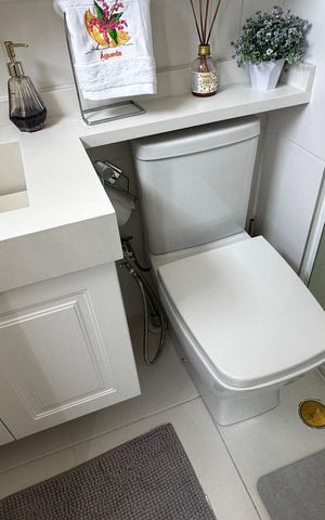 Apartamento à venda com 82m², 2 quartos e 1 vaga Apartamento à venda com 82m², 2 quartos e 1 vagaBanheiro quarto 1