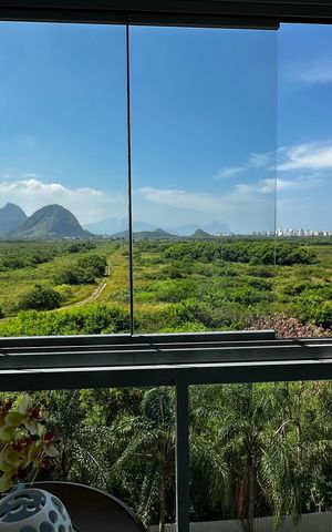 Apartamento à venda com 82m², 2 quartos e 1 vaga Apartamento à venda com 82m², 2 quartos e 1 vagaVaranda