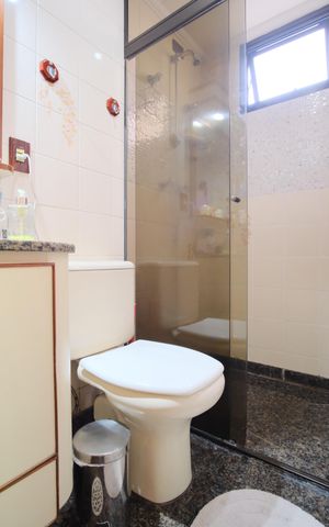 Apartamento à venda com 89m², 3 quartos e 2 vagasBanheiro da Suíte 1