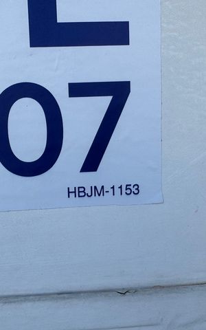 Casa à venda com 288m², 2 quartos e 1 vagaCódigo da placa HBJM-1153