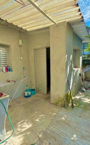 Casa à venda com 288m², 2 quartos e 1 vagaÁrea de Serviço