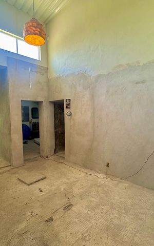 Casa à venda com 288m², 2 quartos e 1 vagaSala