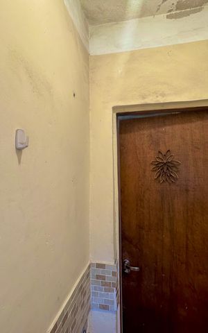 Casa à venda com 288m², 2 quartos e 1 vagaBanheiro 2