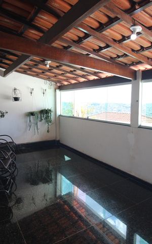 Casa para alugar com 706m², 4 quartos e 4 vagasVaranda