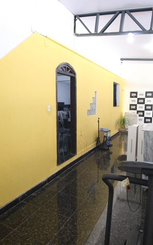 Casa para alugar com 706m², 4 quartos e 4 vagasVaranda