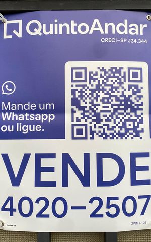Casa à venda com 160m², 4 quartos e 2 vagas Casa à venda com 160m², 4 quartos e 2 vagasPlaquinha