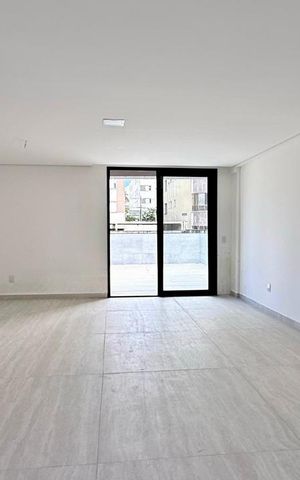 Apartamento à venda com 183m², 4 quartos e 2 vagas