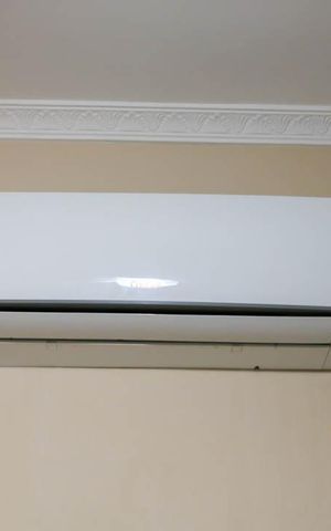 Casa à venda com 173m², 3 quartos e 4 vagas Casa à venda com 173m², 3 quartos e 4 vagasQuarto 3