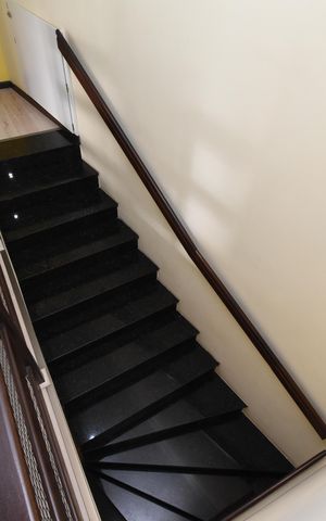 Casa de condomínio à venda com 450m², 3 quartos e 4 vagasCorredor/Escadas