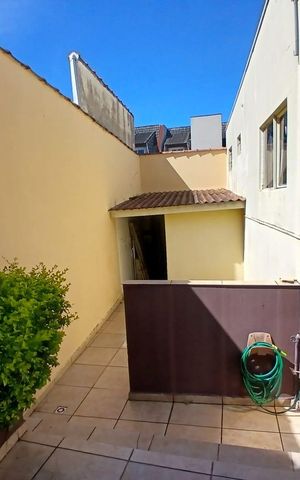 Casa de condomínio à venda com 450m², 3 quartos e 4 vagasÁrea externa