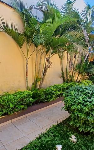 Casa de condomínio à venda com 450m², 3 quartos e 4 vagasÁrea externa