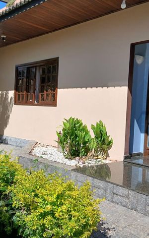 Casa de condomínio à venda com 450m², 3 quartos e 4 vagasÁrea externa