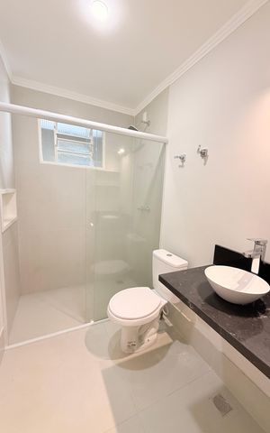 Casa à venda com 125m², 3 quartos e 2 vagasBanheiro da Suíte