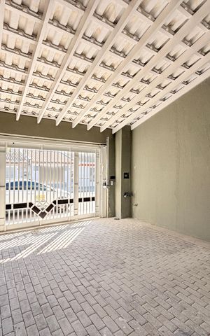 Casa à venda com 125m², 3 quartos e 2 vagasGaragem