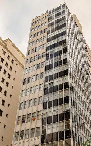 Apartamento à venda com 237m², 4 quartos e 2 vagasFachada