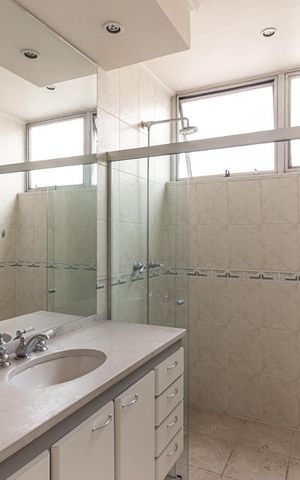 Apartamento à venda com 237m², 4 quartos e 2 vagasSuíte 1