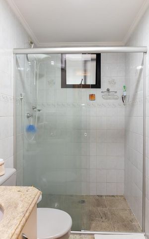Apartamento à venda com 71m², 3 quartos e 2 vagasBanheiro 2