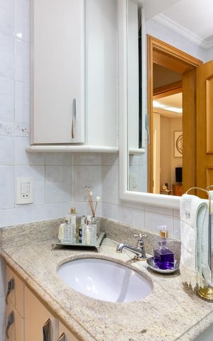 Apartamento à venda com 71m², 3 quartos e 2 vagasBanheiro 2
