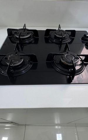 Apartamento à venda com 45m², 2 quartos e 1 vaga Apartamento à venda com 45m², 2 quartos e 1 vagaCozinha e Área de Serviço