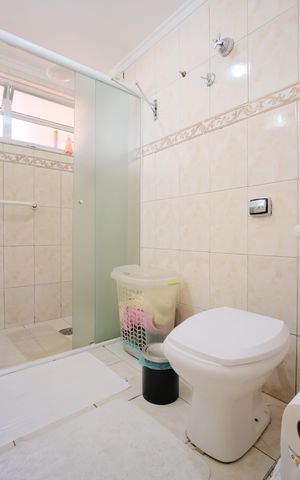 Apartamento para alugar com 106m², 2 quartos e sem vagaBanheiro