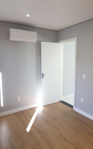 Casa à venda com 330m², 4 quartos e 5 vagasQuarto 2