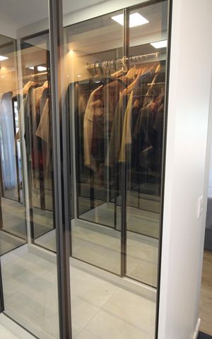 Casa à venda com 330m², 4 quartos e 5 vagasCloset Quarto 1