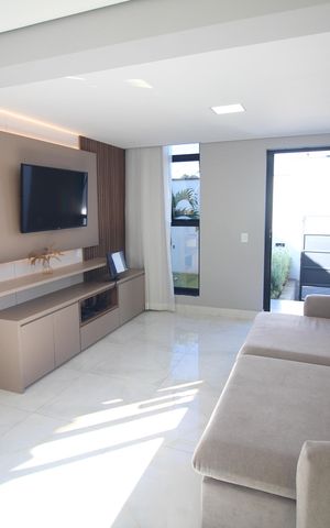 Casa à venda com 330m², 4 quartos e 5 vagasSala