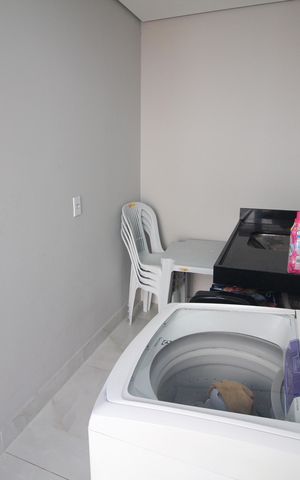 Casa à venda com 330m², 4 quartos e 5 vagasÁrea de Serviço