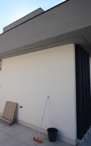 Casa à venda com 330m², 4 quartos e 5 vagasVaranda 1