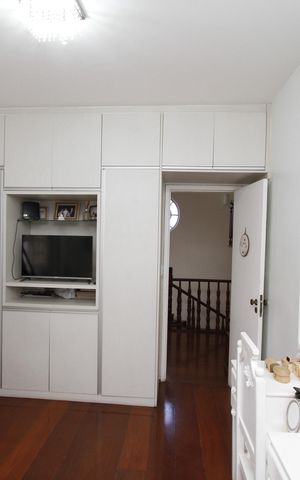 Casa à venda com 220m², 3 quartos e 1 vagaQuarto 2