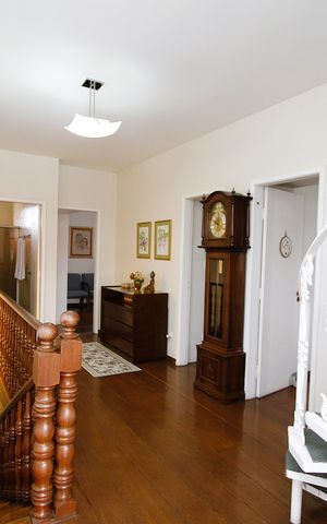 Casa à venda com 220m², 3 quartos e 1 vagaSegundo andar 