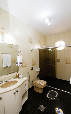 Casa à venda com 220m², 3 quartos e 1 vagaBanheiro Social
