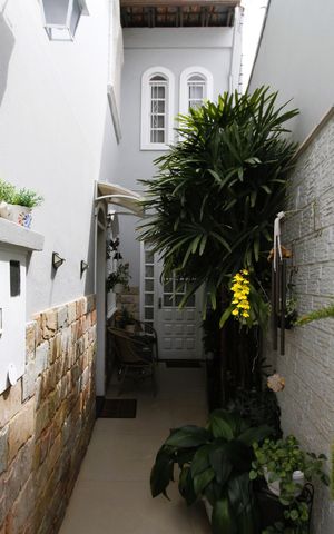 Casa à venda com 220m², 3 quartos e 1 vagaÁrea externa