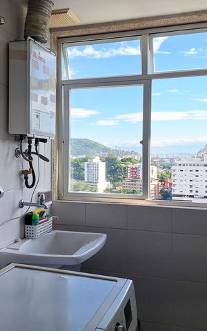 Apartamento à venda com 130m², 3 quartos e 1 vaga Apartamento à venda com 130m², 3 quartos e 1 vagaÁrea de Serviço