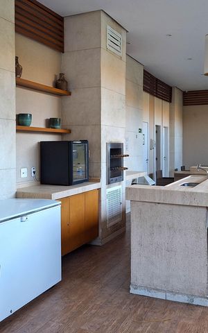 Apartamento à venda com 130m², 3 quartos e 1 vaga Apartamento à venda com 130m², 3 quartos e 1 vagaÁrea comum