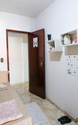 Casa à venda com 160m², 4 quartos e 2 vagas Casa à venda com 160m², 4 quartos e 2 vagasQuarto 3