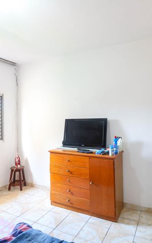 Casa à venda com 160m², 4 quartos e 2 vagas Casa à venda com 160m², 4 quartos e 2 vagasQuarto 1 Suíte