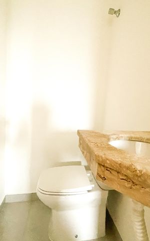 Apartamento à venda com 44m², 2 quartos e 1 vaga Apartamento à venda com 44m², 2 quartos e 1 vagaLavabo