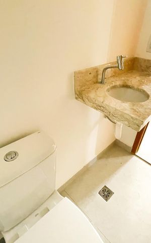 Apartamento à venda com 44m², 2 quartos e 1 vaga Apartamento à venda com 44m², 2 quartos e 1 vagaLavabo