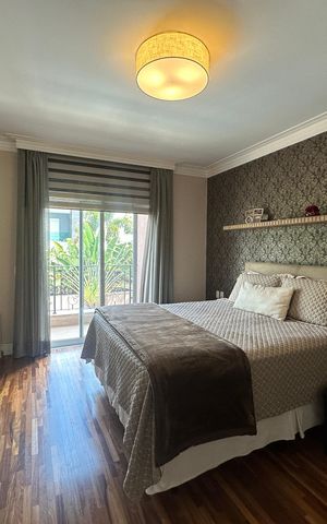 Casa de condomínio à venda com 498m², 3 quartos e 4 vagas Casa de condomínio à venda com 498m², 3 quartos e 4 vagasSuíte 3