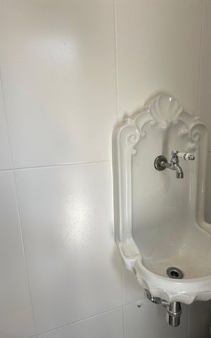 Casa de condomínio à venda com 498m², 3 quartos e 4 vagas Casa de condomínio à venda com 498m², 3 quartos e 4 vagasBanheiro social