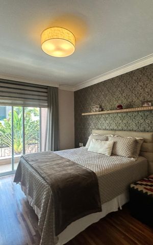 Casa de condomínio à venda com 498m², 3 quartos e 4 vagas Casa de condomínio à venda com 498m², 3 quartos e 4 vagasSuíte 3