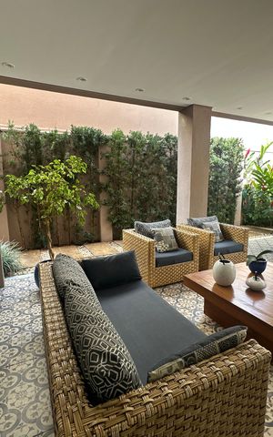 Casa de condomínio à venda com 498m², 3 quartos e 4 vagas Casa de condomínio à venda com 498m², 3 quartos e 4 vagasÁrea comum