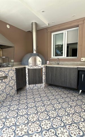 Casa de condomínio à venda com 498m², 3 quartos e 4 vagas Casa de condomínio à venda com 498m², 3 quartos e 4 vagasChurrasqueira