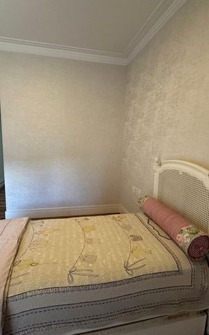 Casa de condomínio à venda com 498m², 3 quartos e 4 vagas Casa de condomínio à venda com 498m², 3 quartos e 4 vagasSuíte 2